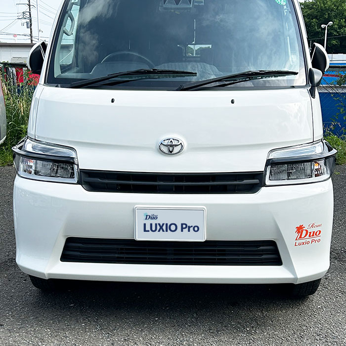 ヘッドランプガーニッシュ