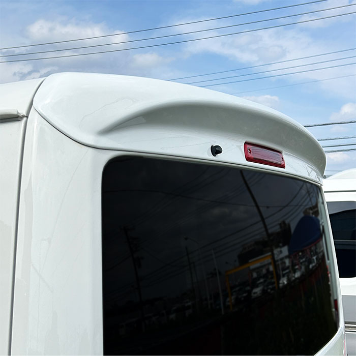 ルーフスポイラー