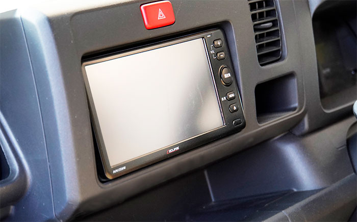 軽キャンピングカー カーナビ